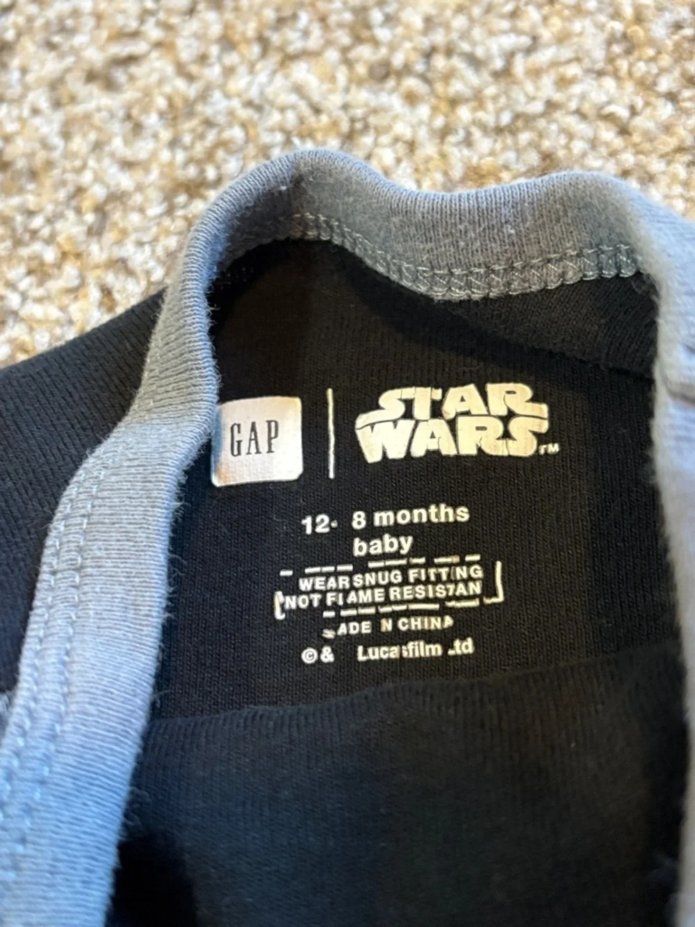 Baby Gap black Star Wars two-piece pajama set size 12 to 18 months 100% cotton